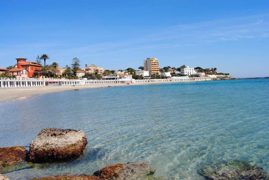 Suite La Marinella Localita Caccia Riserva Santa Marinella Bagian luar foto